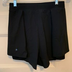 Black Lululmon skirt like shorts